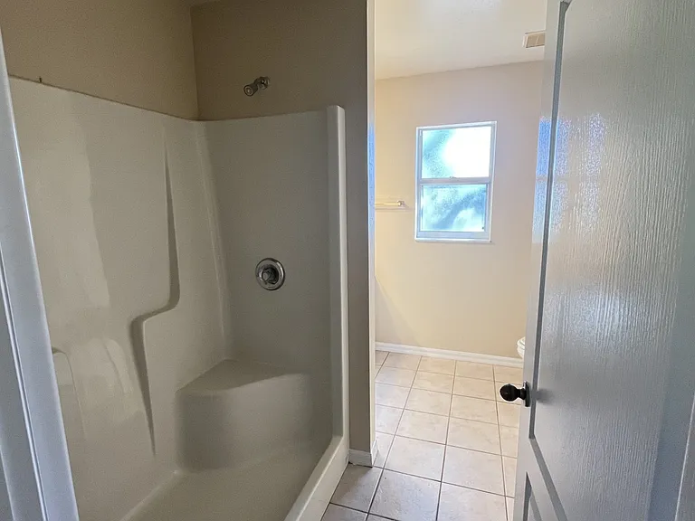 922 SE 13th Ter #1 — Photo 8