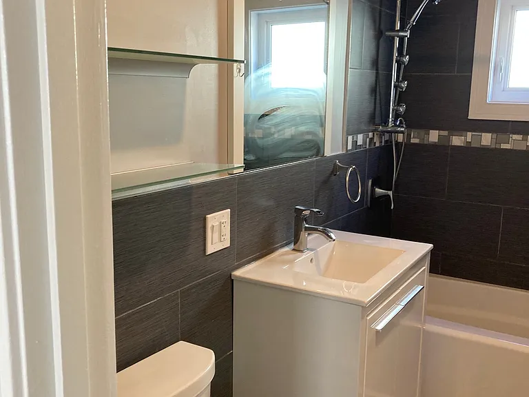14 Aberdeen Ave #B1 — Photo 11