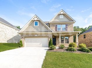 6153 Barrington Oaks Dr, Clemmons, NC 27012