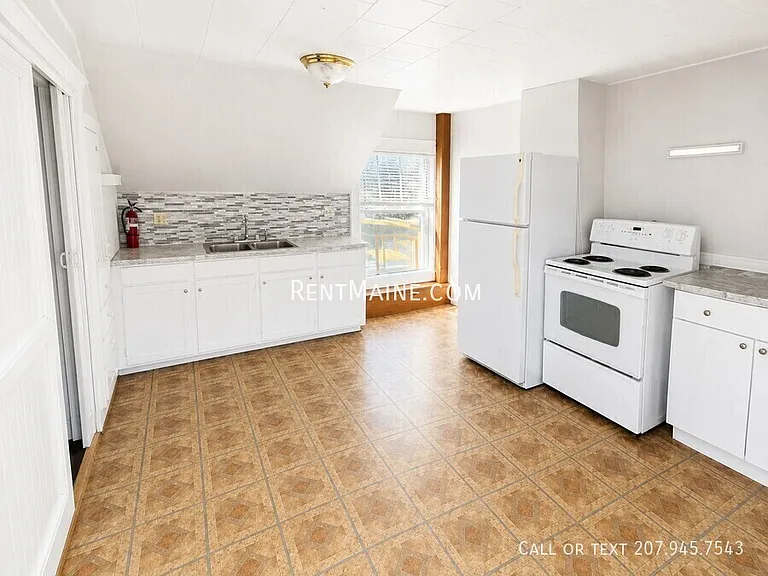 35 Bosworth St #2 — Photo 1