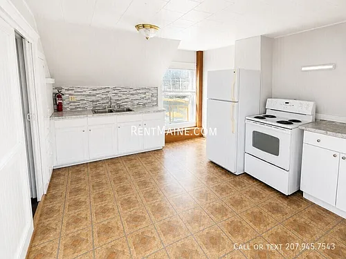 35 Bosworth St #2 Photo 1 35 Bosworth St #2 Photo 1