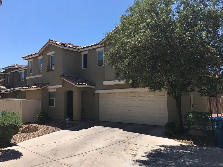9933 Carrizo Springs Ave — Photo 1