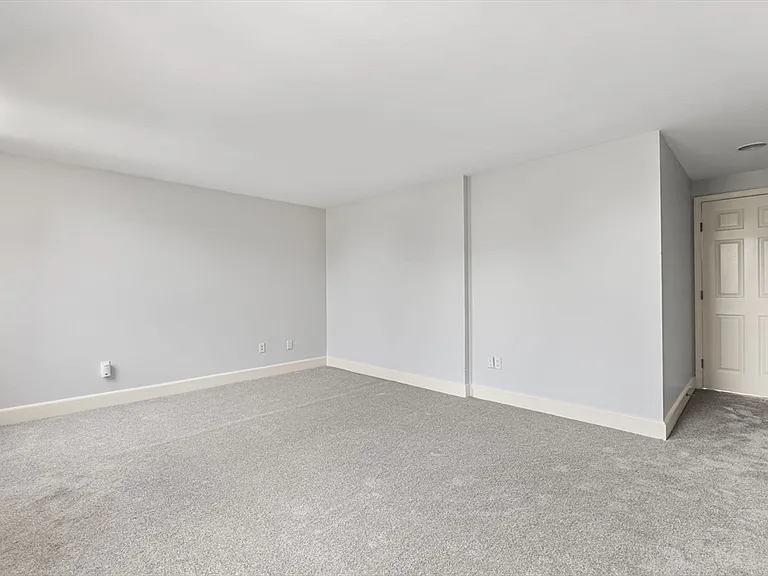 403 Marlborough St #13C — Photo 21