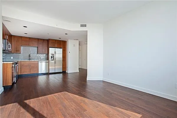 Rented by NOVO | media 17