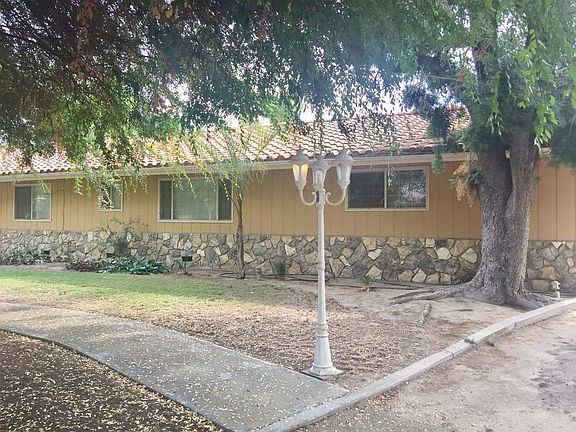 3rd image of 13485 Avenue 464