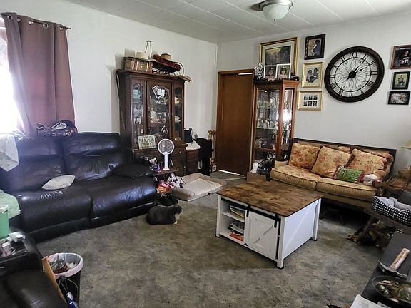 4th image of 907 Gordon St