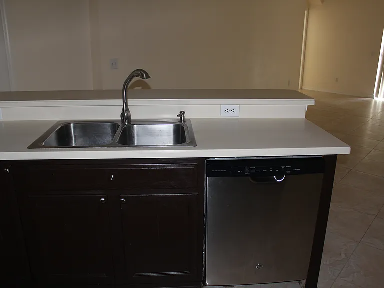 5916 Plummer Slade Ct — Photo 25