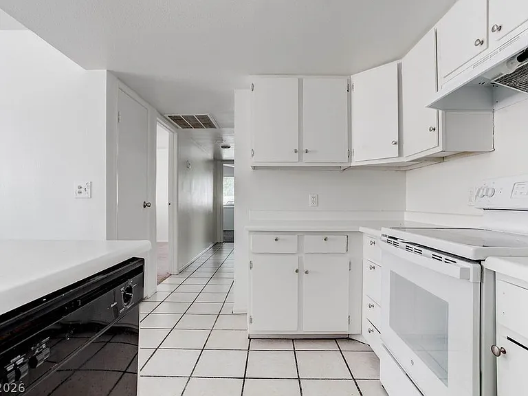 4269 Stewart Ave #1 — Photo 13