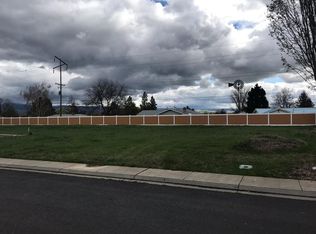 96 Country Court Pl, Walla Walla, WA 99362