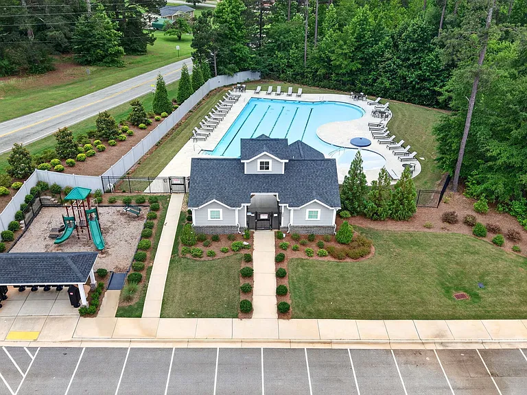 521 Elkwood Ln — Photo 42