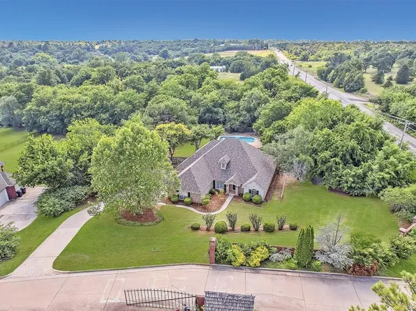 3001 Wakefield Ln, Choctaw, OK 73020