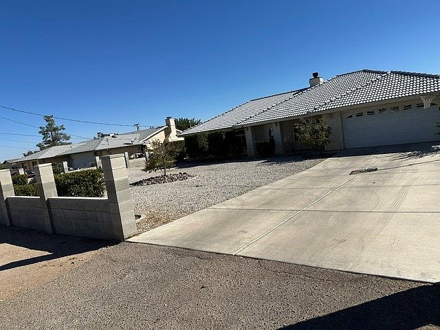 1st image of 10801 Cypress Ave