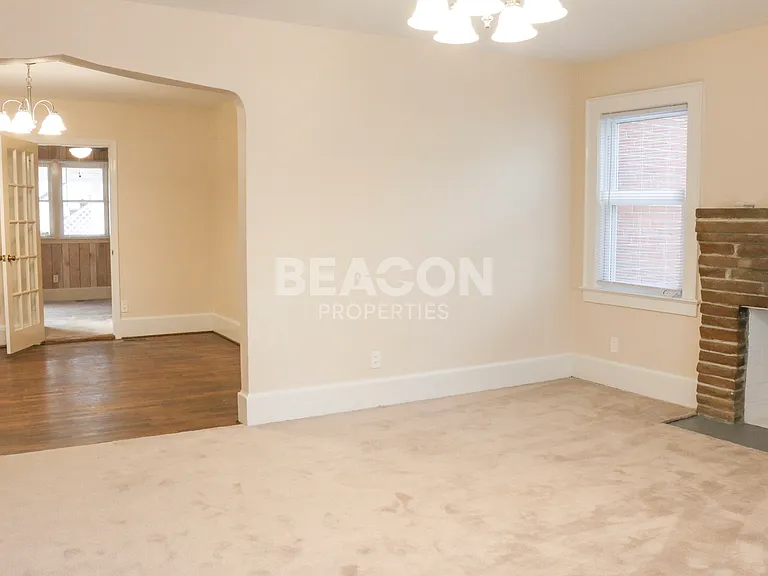 420 S 19th St — Photo 6