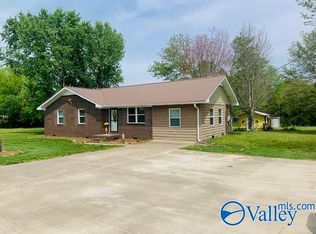 146 Hodges St, Rainsville, AL 35986