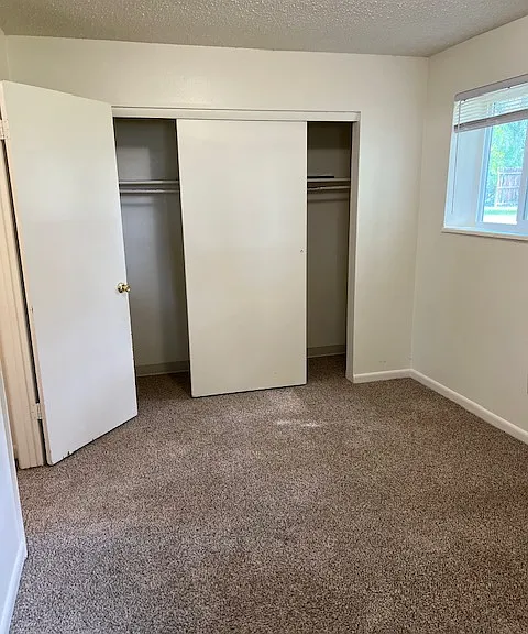 501 Charlotte St #4 — Photo 8