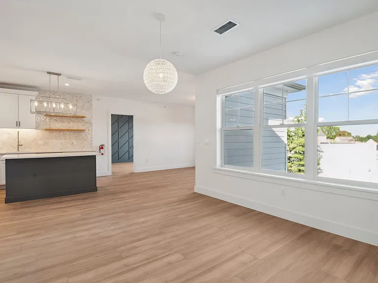 Chestnut Road Apartments — Photo 29