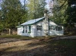 18254 Carter Rd, Atlanta, MI 49709