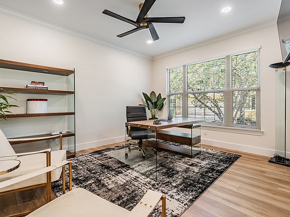 5th image of 315 Sea Island Way