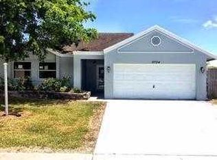 9754 SW 220th St, Cutler Bay, FL 33190