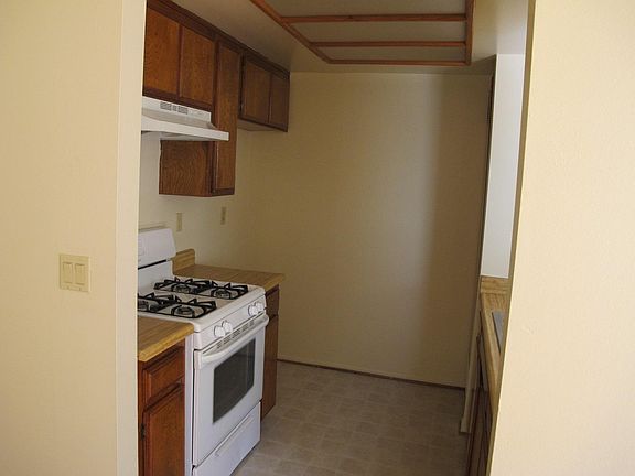 5th image of 730 E Cedar Ave APT 103