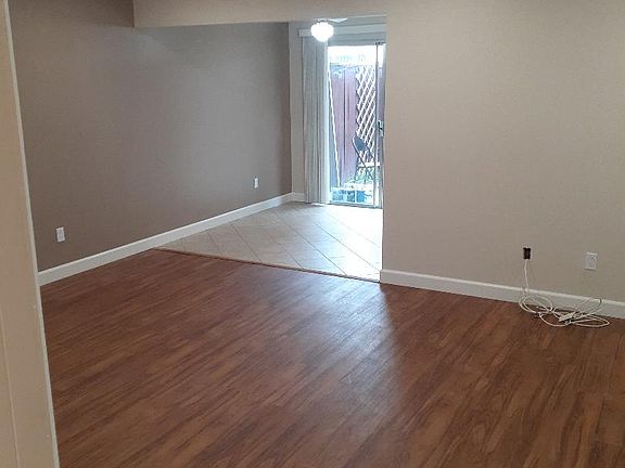 5th image of 17072 Pinehurst Ln APT B