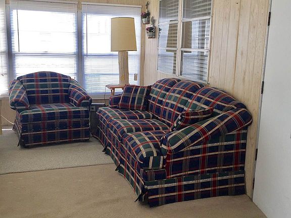 Florida Room w/Window A/C