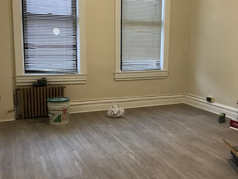 1st image of 8818 81st Ave #B