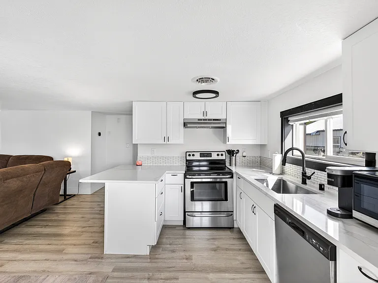 810 Smith Ave — Photo 21
