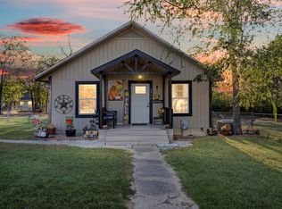 406 S Llano St, Whitney, TX 76692