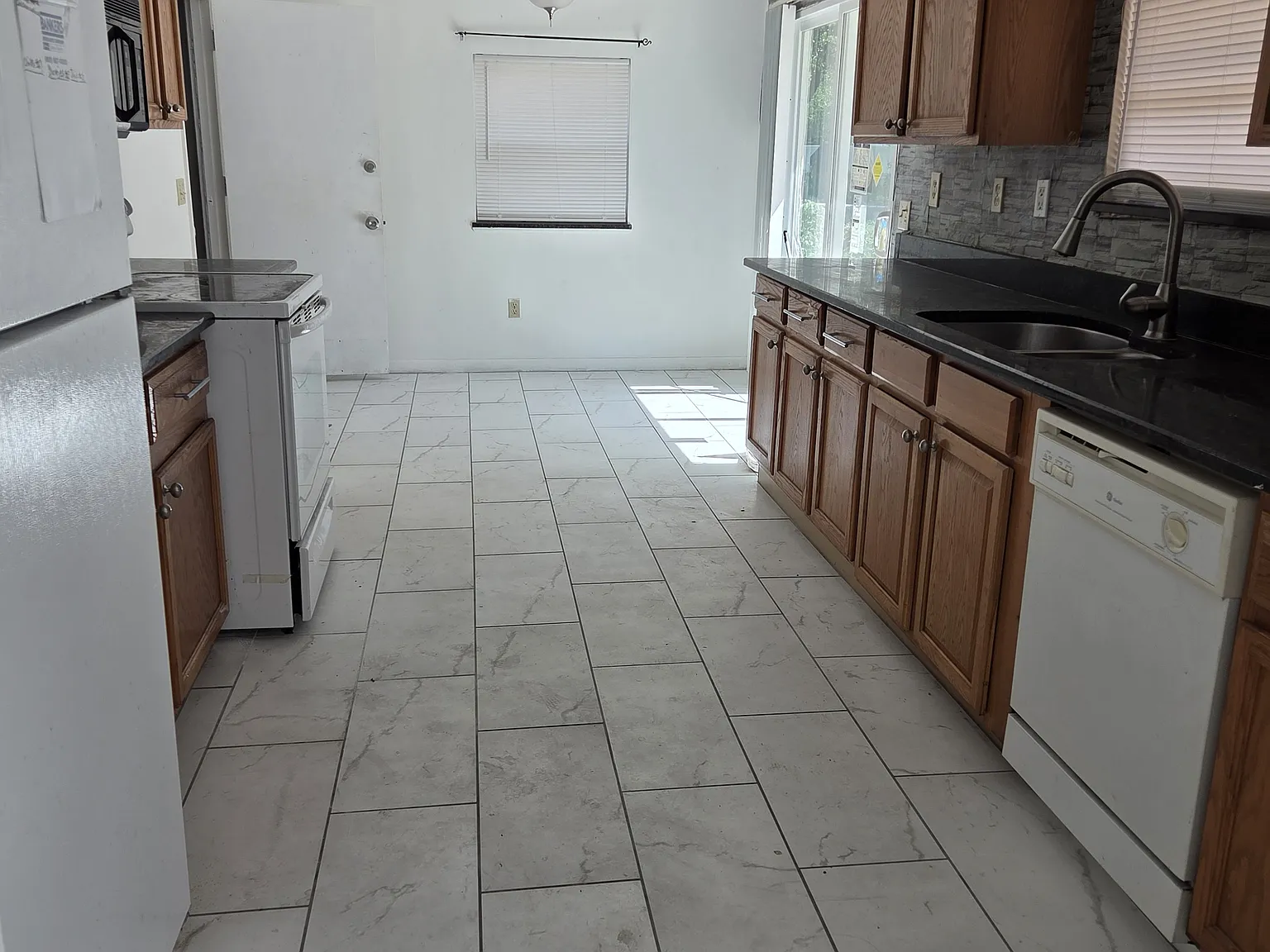 1755 Albemarle Rd — Photo 2