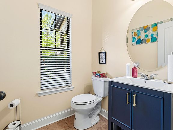 4th image of 4637 Sterling Glen Ln