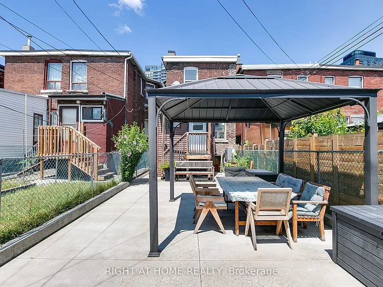 77 Lappin Ave #MAIN UPPER — Photo 38