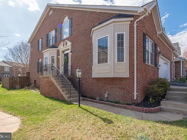 191 N View Cir, Warrenton, VA 20186