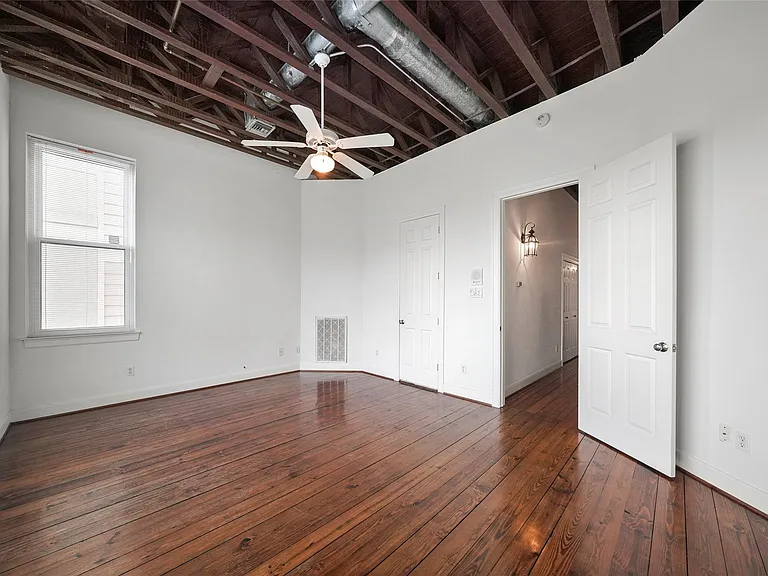 1514 Stanford St — Photo 24