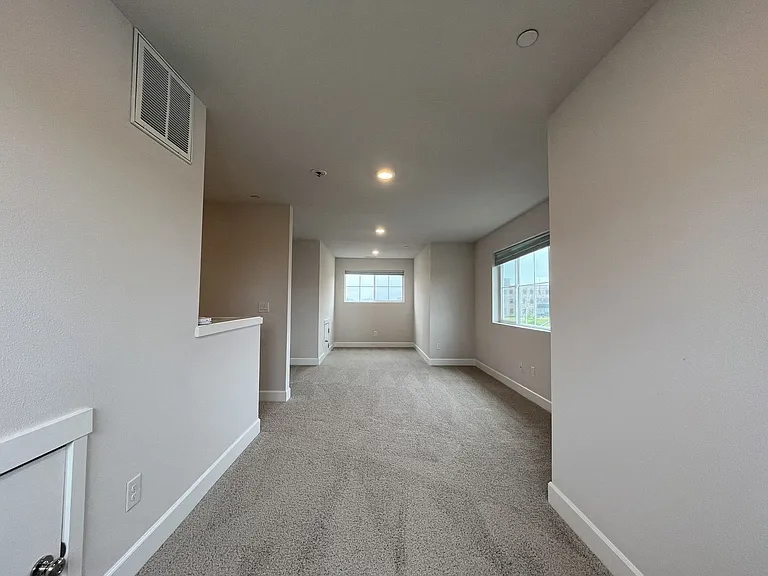 12949 SW Meadbrook Ln — Photo 39