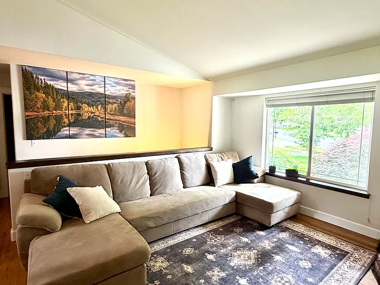 1321 E Elderberry Cir — Photo 5
