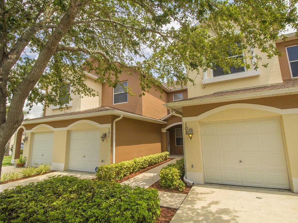 1st image of 1050 Venetian Dr Unit 102