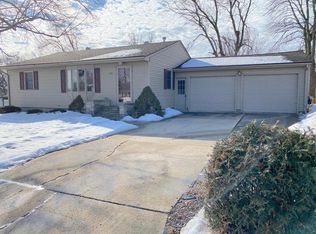 1314 Columbus Ave, Albert Lea, MN 56007