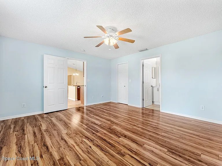 1622 Laramie Cir — Photo 16