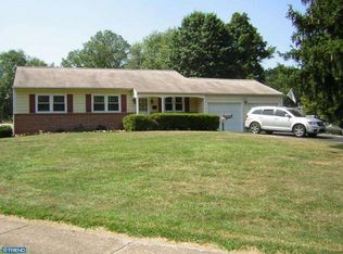 1290 Irma Rd, Warminster, PA 18974