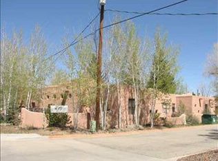 125 La Posta Rd STE B, Taos, NM 87571