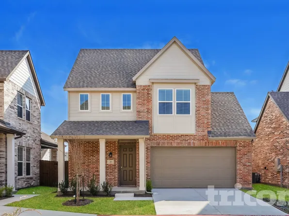 210 Hockliffe Ct, Fort Worth, TX 76179