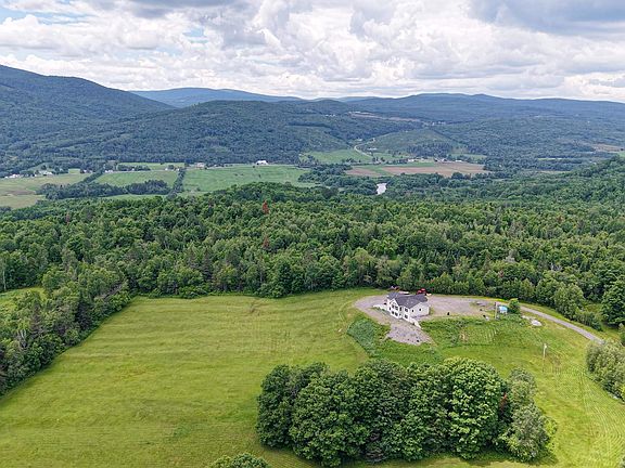 4th image of 111 Piper Hill Road