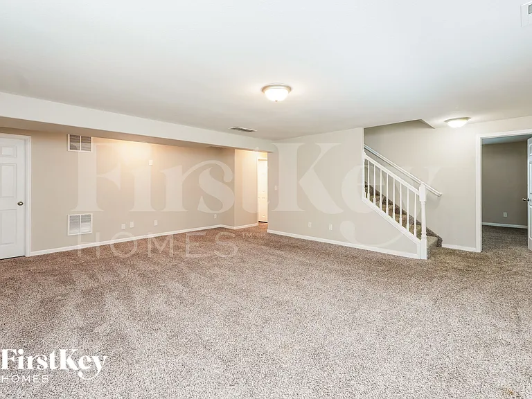 8353 Freestar Way — Photo 6