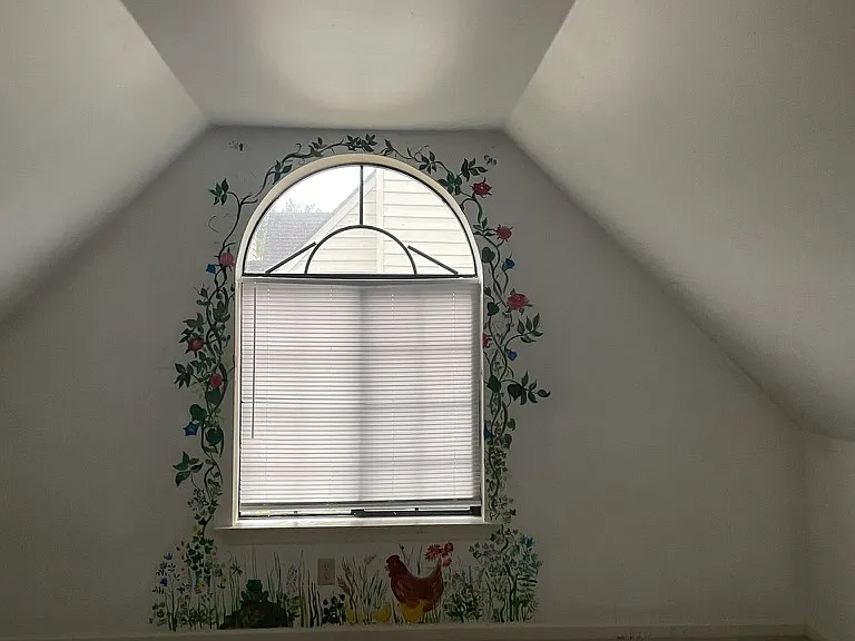 3rd bedroom upstairs