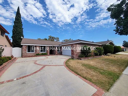 10751 Andy St Photo 1