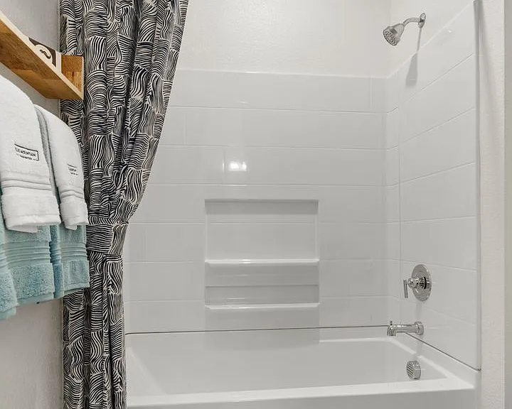 Spacious Townhomes in Provence at Natomas — Photo 103