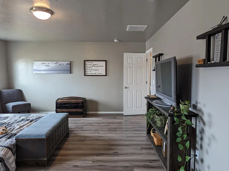 636 Forty Niner Ct — Photo 16