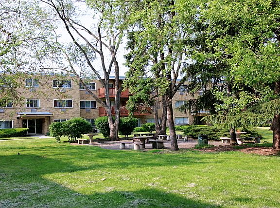 2nd image of 742 Dempster St APT B106