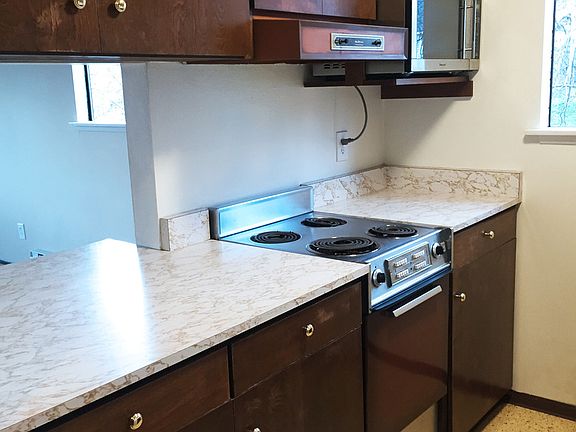 4th image of 455 SE Barrington Dr APT 206